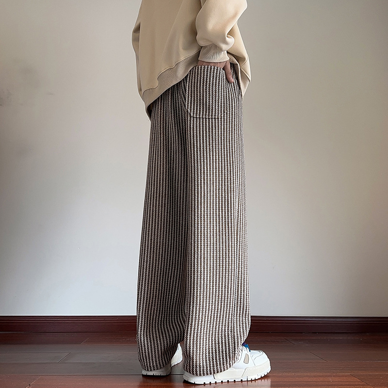 XAVIERA – MODERN STRIPED FLEECE PANTS